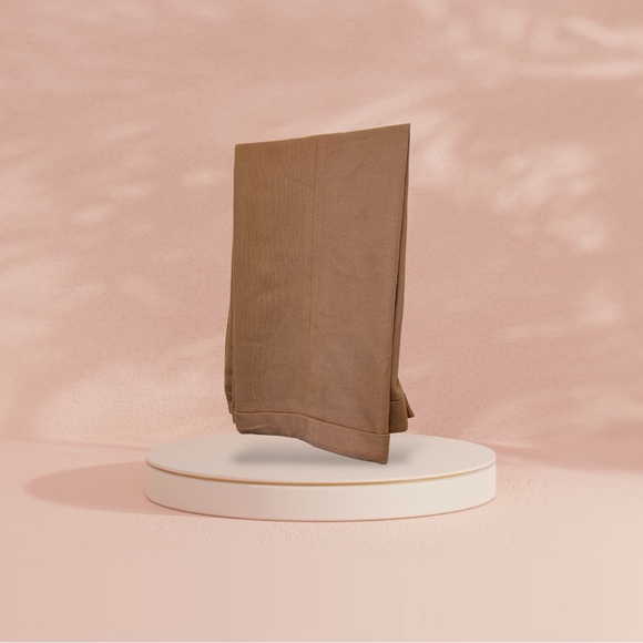 Metrostyle Women's Size 10 Wool Tan Straight Leg Pants with Turn-Up Hems - Picture 2 of 10